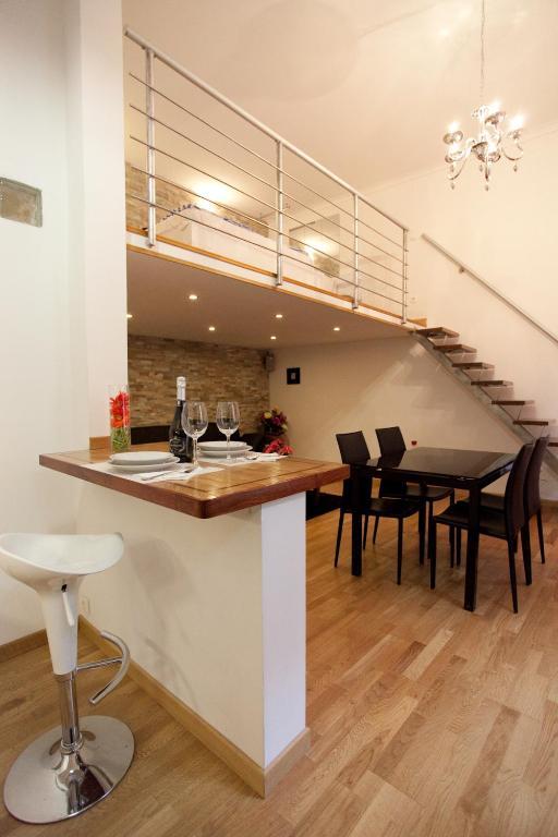10 House Budget Stay Boedapest Buitenkant foto